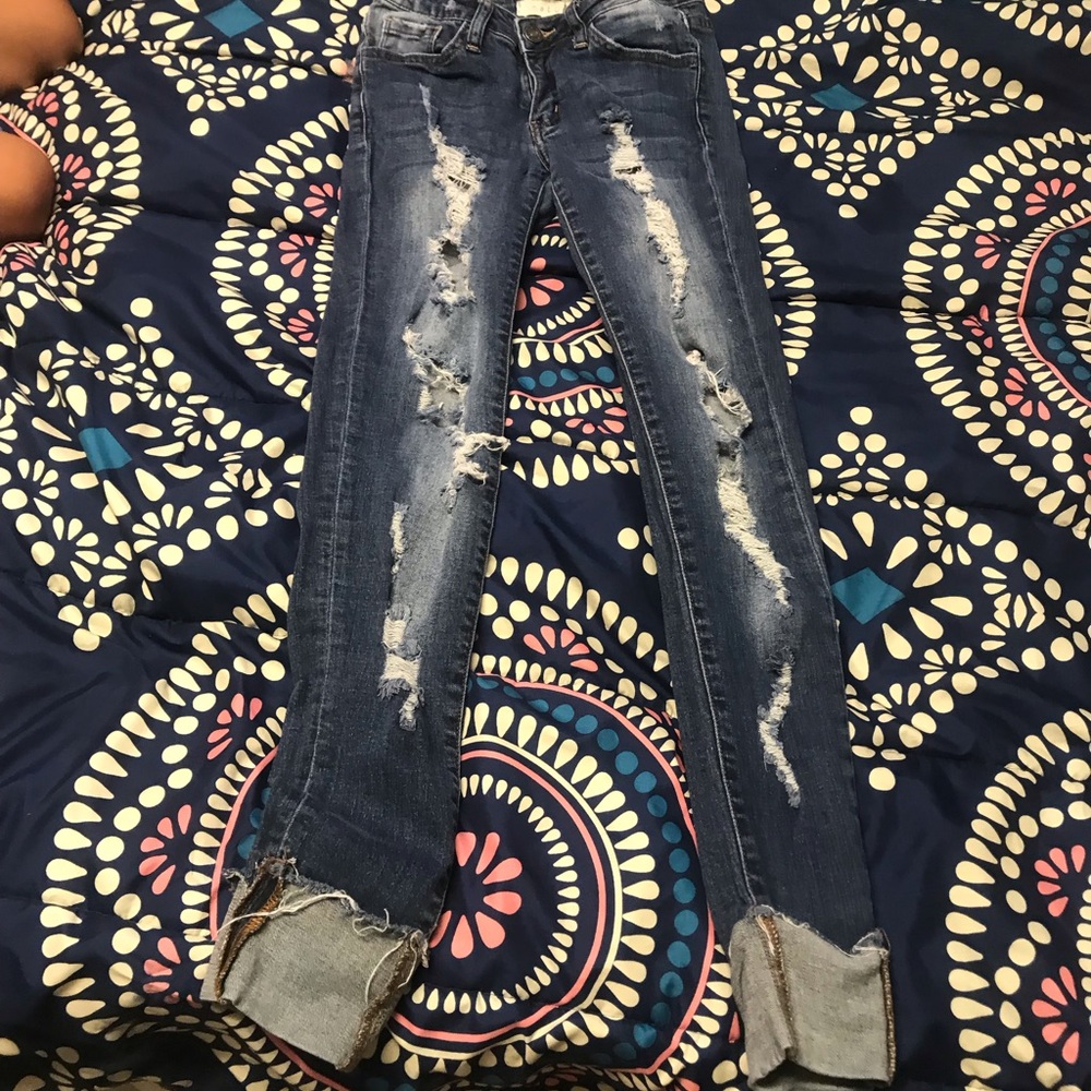 Cuffed ripped jeans